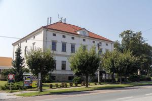 Rohovládova Bělá